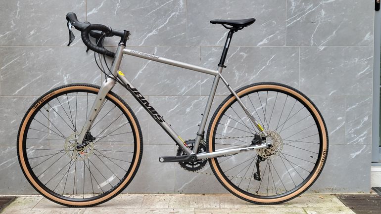 Used Jamis RENEGADE S3 2024 2024 Road & Gravel, Light Gray — image 3 of 4