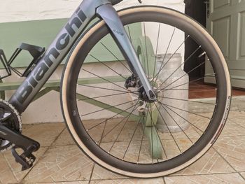 Used Bianchi Oltre Race 105 2024 2024 Road & Gravel — image 6 of 7