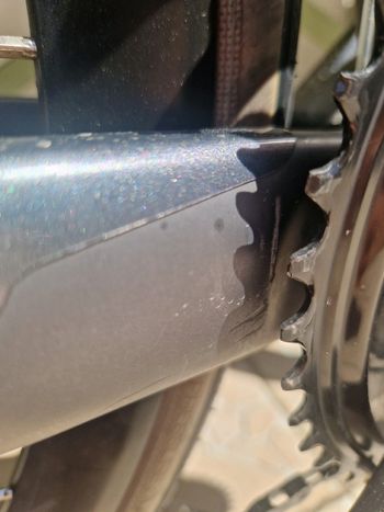 Used Bianchi Oltre Race 105 2024 2024 Road & Gravel, Light Gray — image 9 of 10