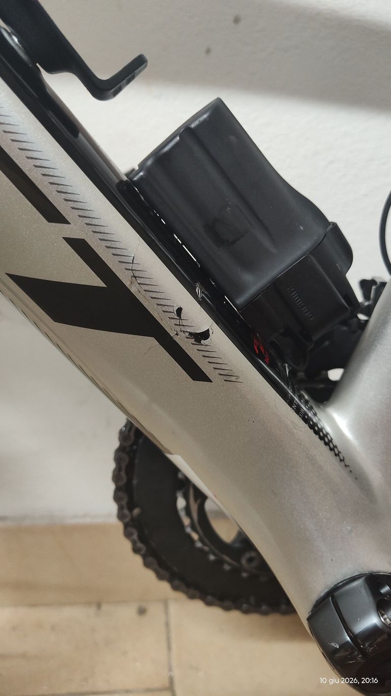 Used Scott Foil 2014 2014 Road & Gravel, Light Gray — image 2 of 14
