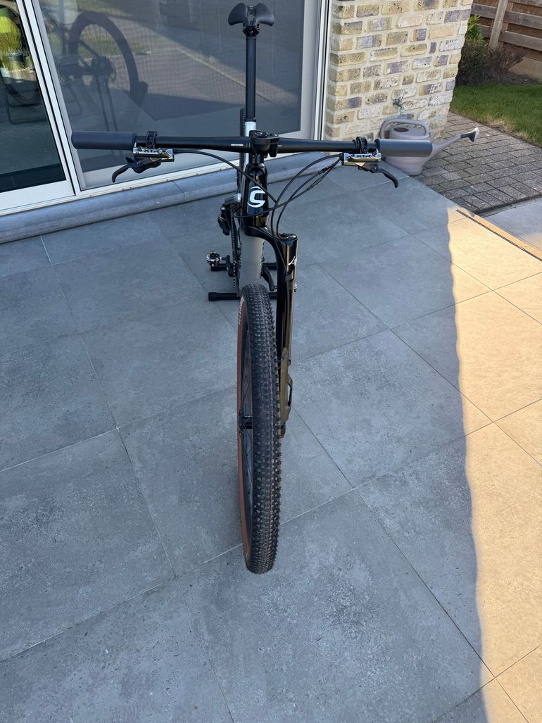 Used Cannondale Scalpel Carbon 3 2023 2023 Mountainbike, Light Gray — image 12 of 12