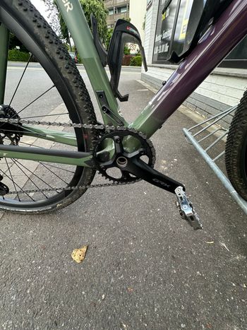 Used Scott Addict Gravel 40 2025 2025 Road & Gravel, Green — image 4 of 7