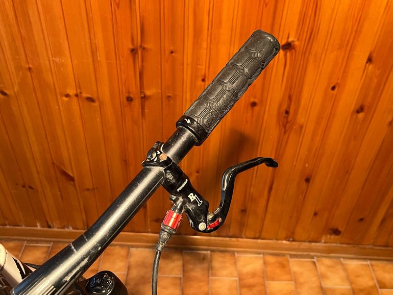 Used Specialized Stumpjumper Expert Carbon World Cup 2015 2015 Mountainbike — image 6 of 9