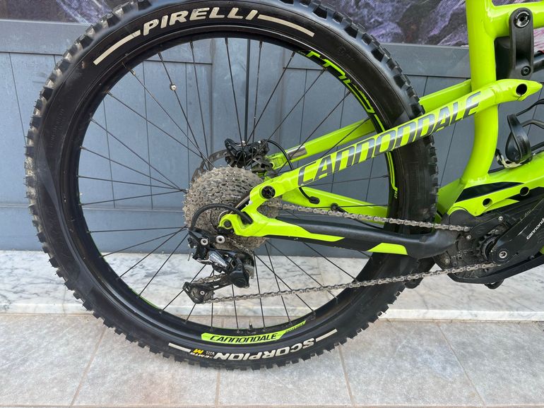 Used Cannondale Moterra neo Shimano Deore 2017 Mountainbike, Grün — image 2 of 8