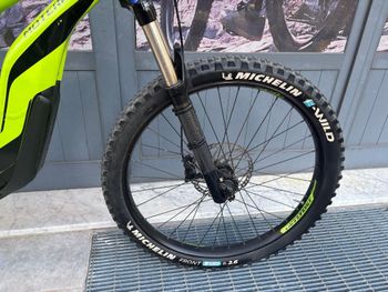 Used Cannondale Moterra neo Shimano Deore 2017 Mountainbike, Grün — image 3 of 8