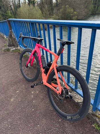 Canyon Aeroad SRAM Red eTap AXS 2025 Road & Gravel d'occasion — image 11 sur 11