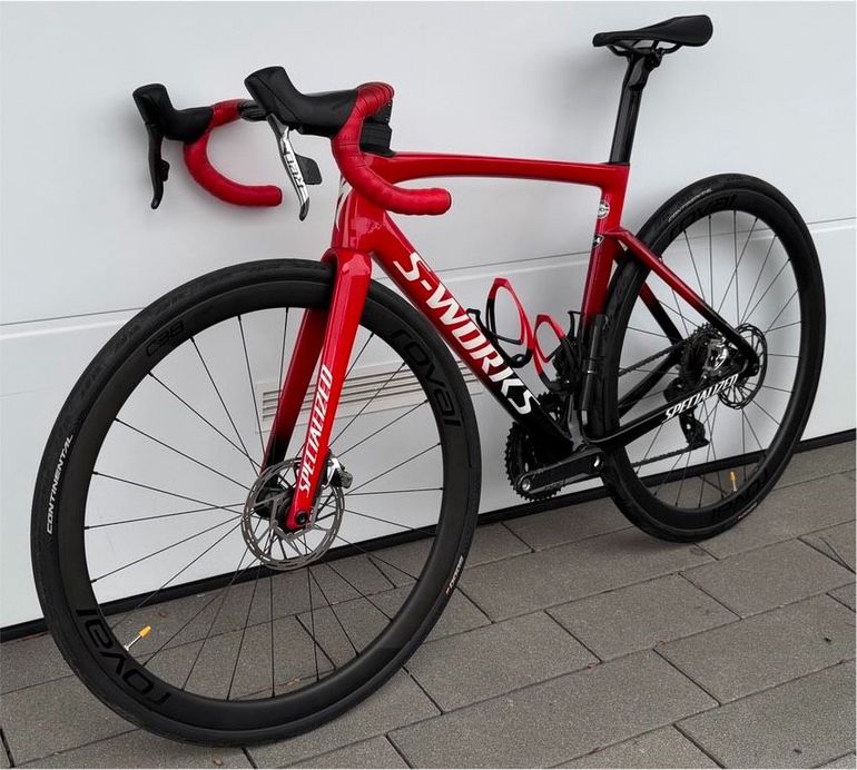 Used Specialized SRAM Red eTap AXS 2021 Road & Gravel, Red — image 2 of 11