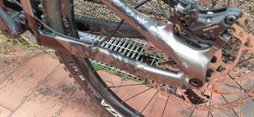 Used Giant Reign 2 2023 2023 Mountainbike, Black, 29 — image 5 of 6