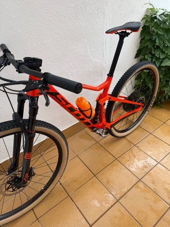 Used Scott Spark RC 900 Team 2019 2019 Mountainbike, Orange, 29 — image 7 of 9