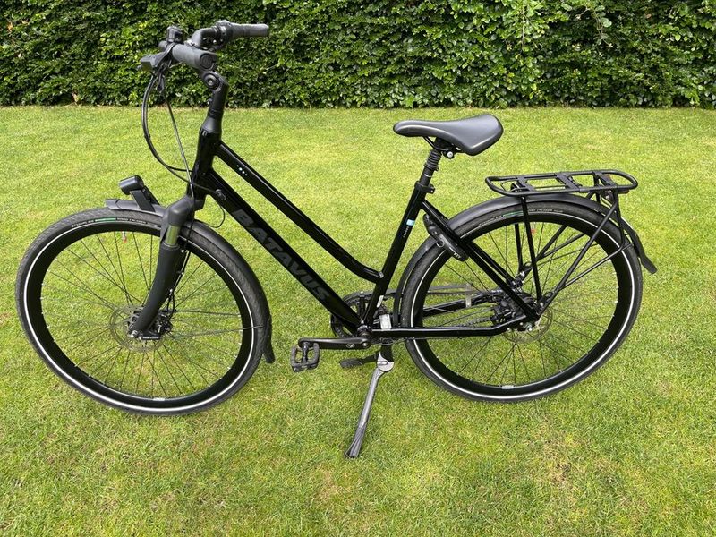 bulls e bike fully evo ICONIC 2 SPEED – Bikes USA Giant Stance E+: Großes womens bicycle with basket accessories Variante wählen:Einzeln It shares the same