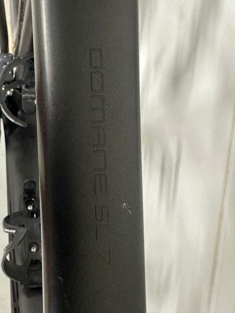 Used Trek Domane Shimano Ultegra Di2 2022 Road & Gravel — image 9 of 12