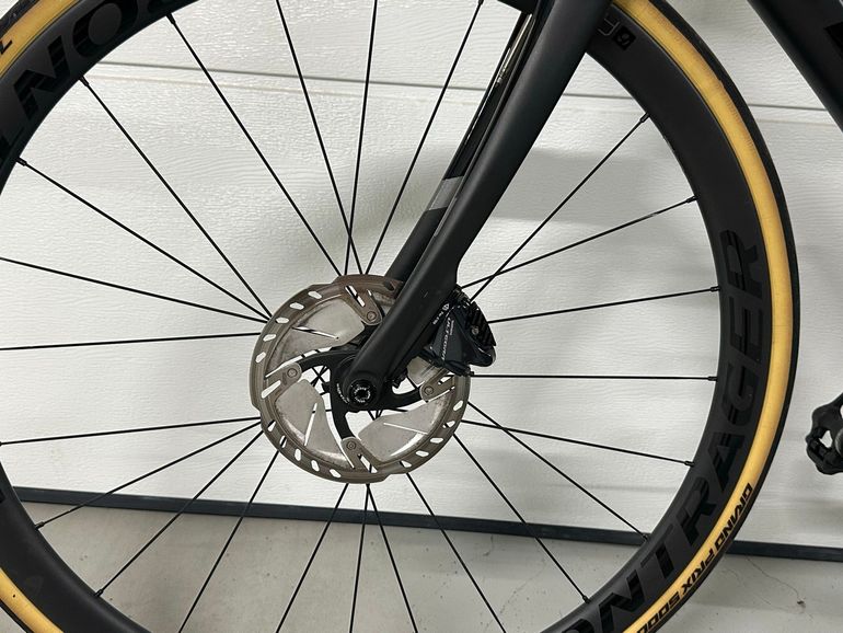 Used Trek Domane Shimano Ultegra Di2 2022 Road & Gravel — image 10 of 12