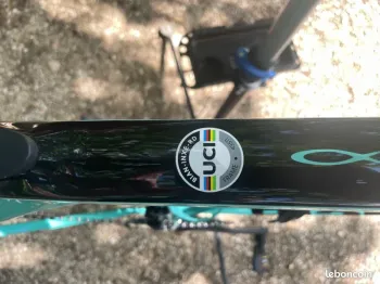 Used Bianchi Infinito Shimano 105 2019 Road & Gravel, Green — image 4 of 13