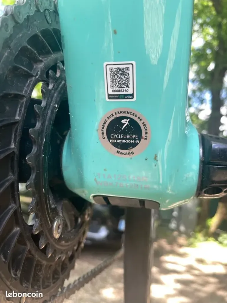 Used Bianchi Infinito Shimano 105 2019 Road & Gravel, Green — image 5 of 13