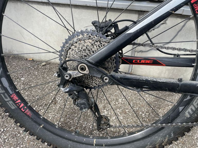 Used CUBE Stereo 140 HPA Pro 27.5 2016 2016 Mountainbike — image 5 of 9