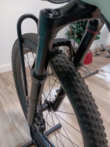 Käytetty Trek Supercaliber 9.7 2023 2023 Mountainbike — kuva 10 / 11
