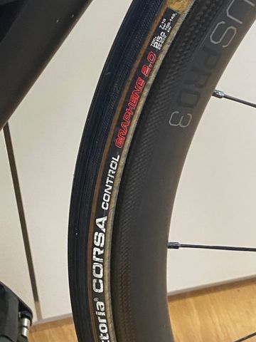 Used Trek Madone 9.5 2018 2018 Road & Gravel, Black — image 17 of 17
