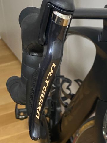 Used Trek Madone 9.5 2018 2018 Road & Gravel, Black — image 12 of 17
