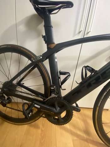 Used Trek Madone 9.5 2018 2018 Road & Gravel, Black — image 3 of 17
