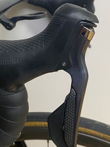 Used Trek Madone 9.5 2018 2018 Road & Gravel, Black — image 13 of 17