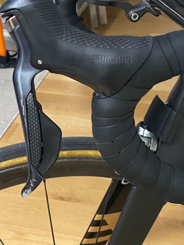 Used Trek Madone 9.5 2018 2018 Road & Gravel, Black — image 15 of 17