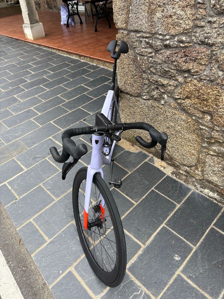 Used Trek Madone SL 6 Gen 8 2026 2026 Road & Gravel, Purple — image 4 of 4