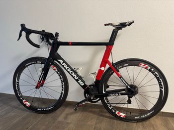 Used Argon 18 Nitrogen Shimano Ultegra Di2 2016 Road & Gravel, Black — image 2 of 9