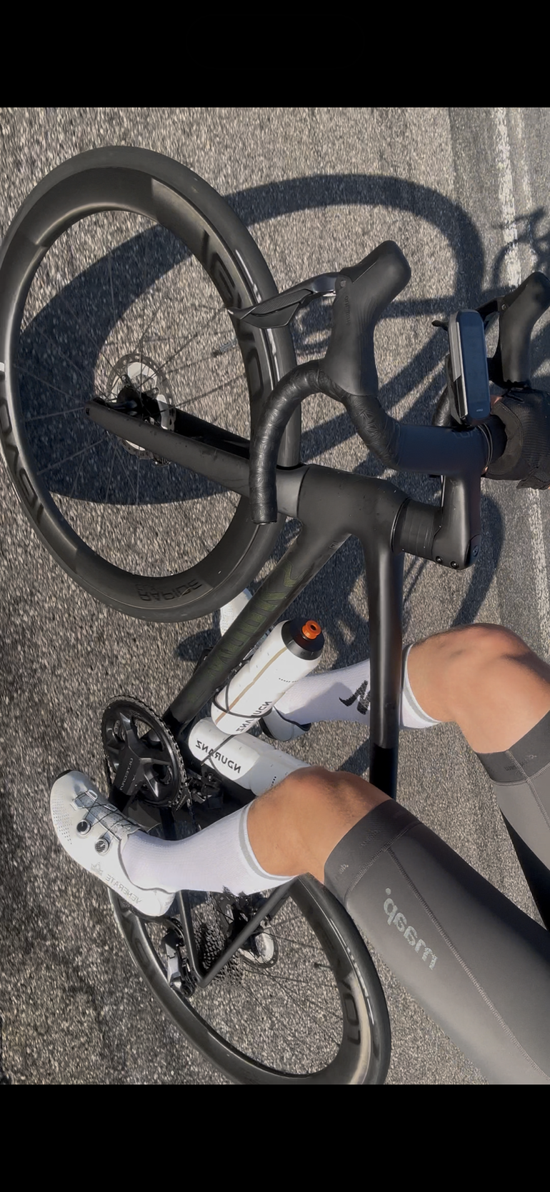 Used Specialized Tarmac Shimano Ultegra Di2 2025 Road & Gravel, Black — image 24 of 27