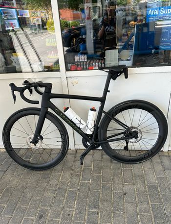 Used Specialized Tarmac Shimano Ultegra Di2 2025 Road & Gravel, Black — image 23 of 27