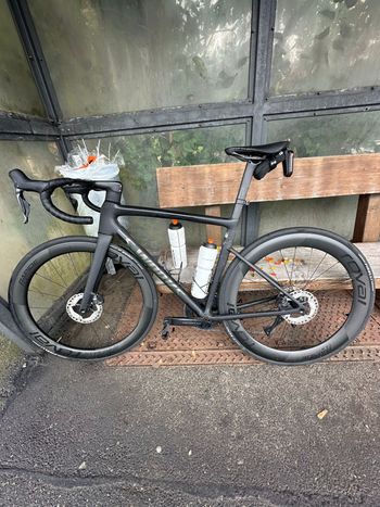 Used Specialized Tarmac Shimano Ultegra Di2 2025 Road & Gravel, Black — image 22 of 27
