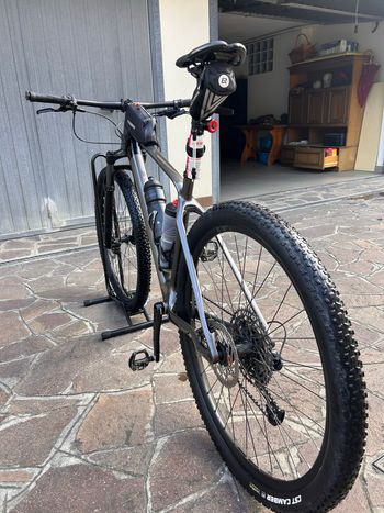 Used Orbea ALMA M50 EAGLE 2022 2022 Mountainbike, Hellgrau, 29 — image 2 of 7