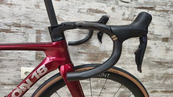 Used Argon 18 Sum Shimano Ultegra Di2 - Atten 2024 2024 Road & Gravel, Red — image 13 of 29