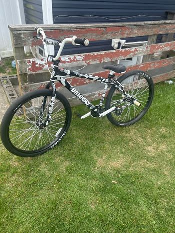 Used SE BIKES Se Bike Block Bike 2022 Youth, White — image 5 of 7