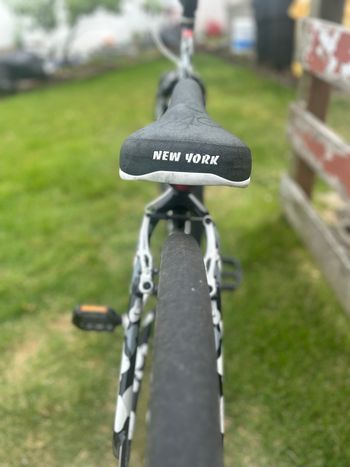 Used SE BIKES Se Bike Block Bike 2022 Youth, White — image 7 of 7