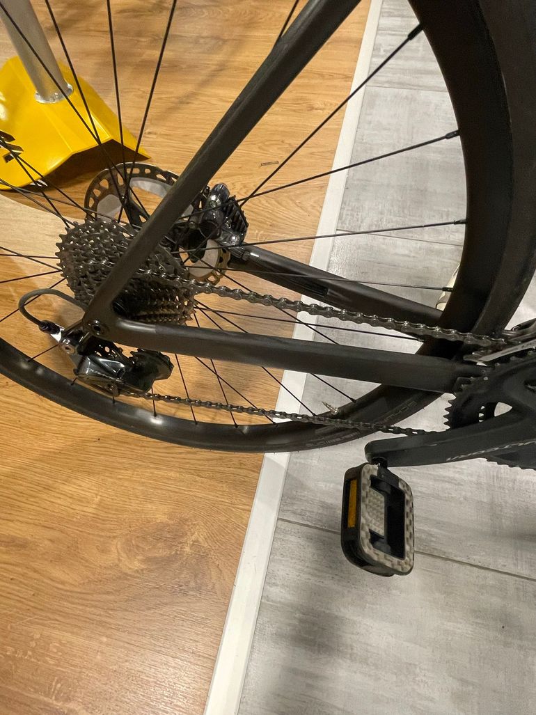 Used Scott Addict 20 2022 2022 Road & Gravel — image 4 of 5