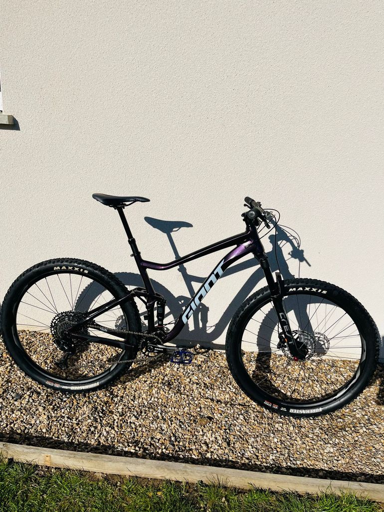 Used Giant Stance 29 1 2024 2024 Mountainbike, Violett, 29 — image 1 of 3