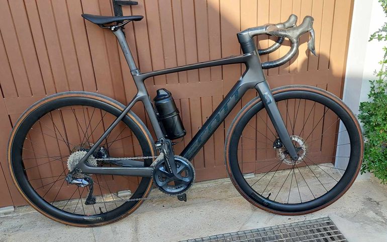 Used Scott ADDICT ERIDE 10 2021 Road & Gravel, Black — image 1 of 4