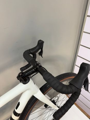 Used Specialized Specialized Crux Pro 2024 2024 Road & Gravel, White — image 10 of 16