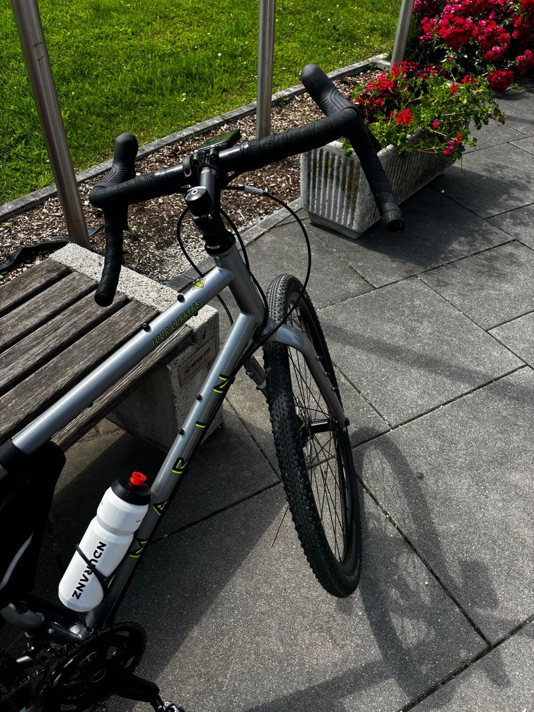 Used Marin Four corners Shimano GRX 2025 Road & Gravel, Light Gray — image 2 of 4
