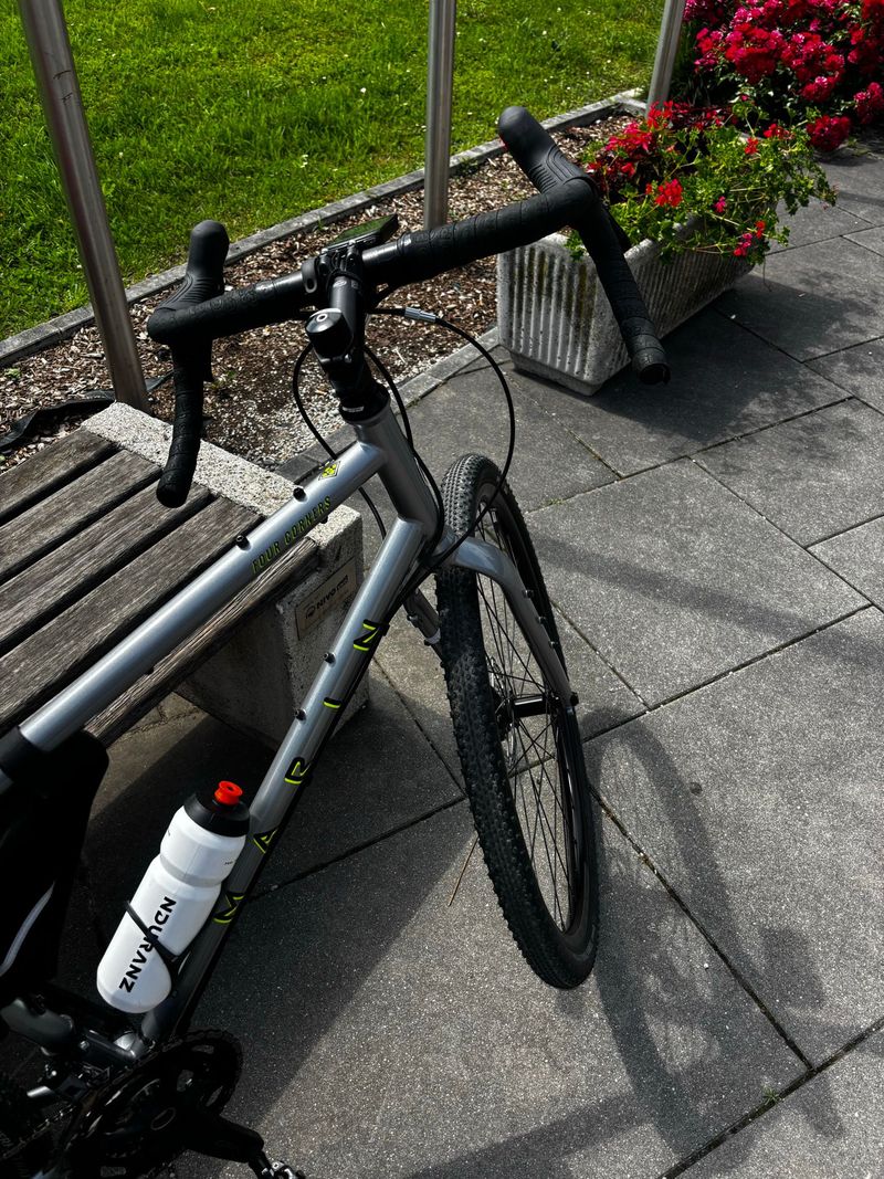 Used Marin Four corners Shimano GRX 2025 Road & Gravel, Light Gray — image 2 of 4
