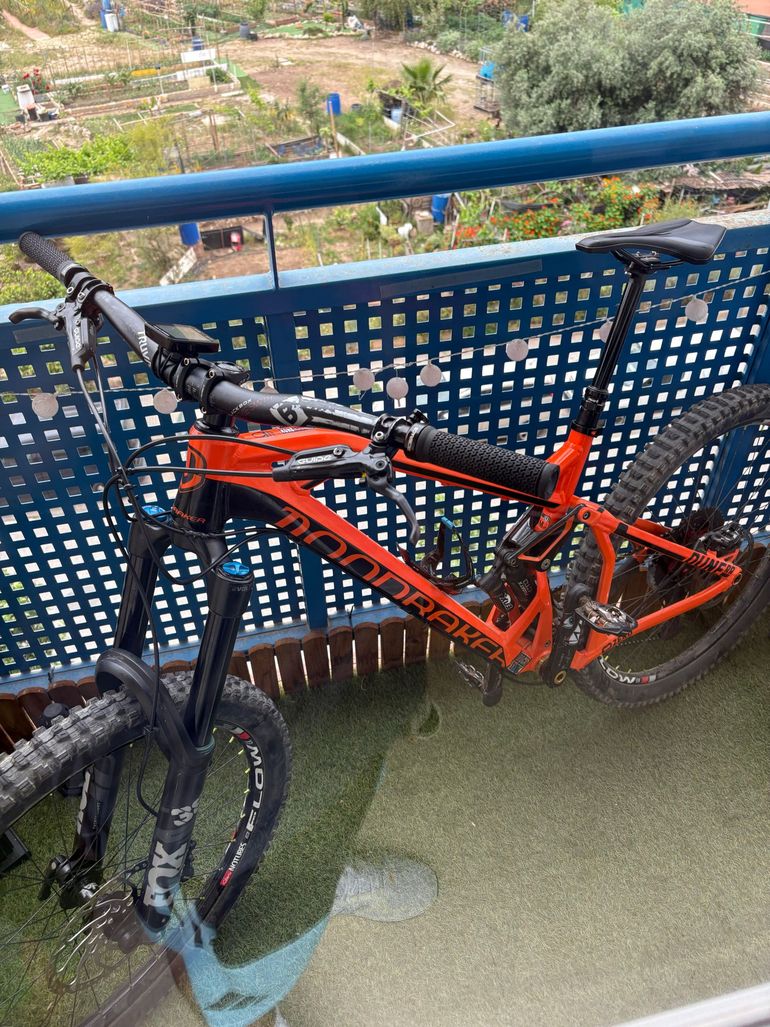 Used Mondraker Mondraker Custom Frameset 2017 Mountainbike — image 3 of 3