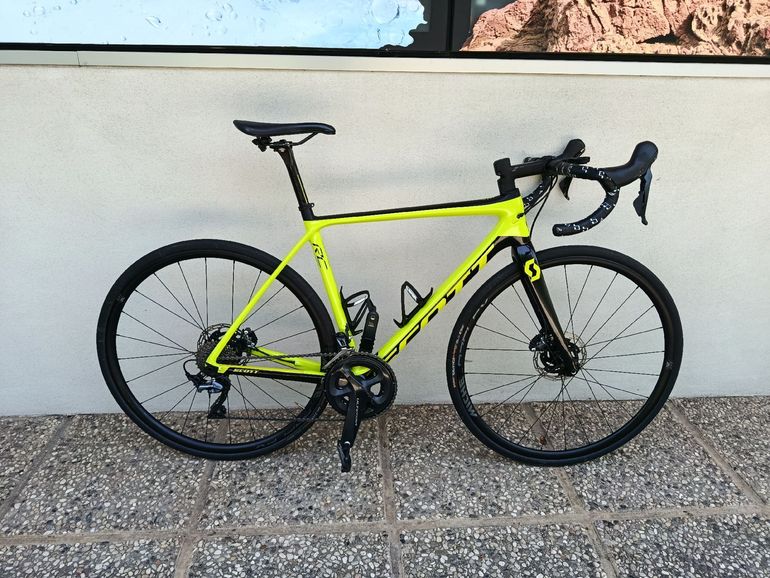 Used Scott Addict 10 disc 2019 2019 Road & Gravel, Orange — image 1 of 4