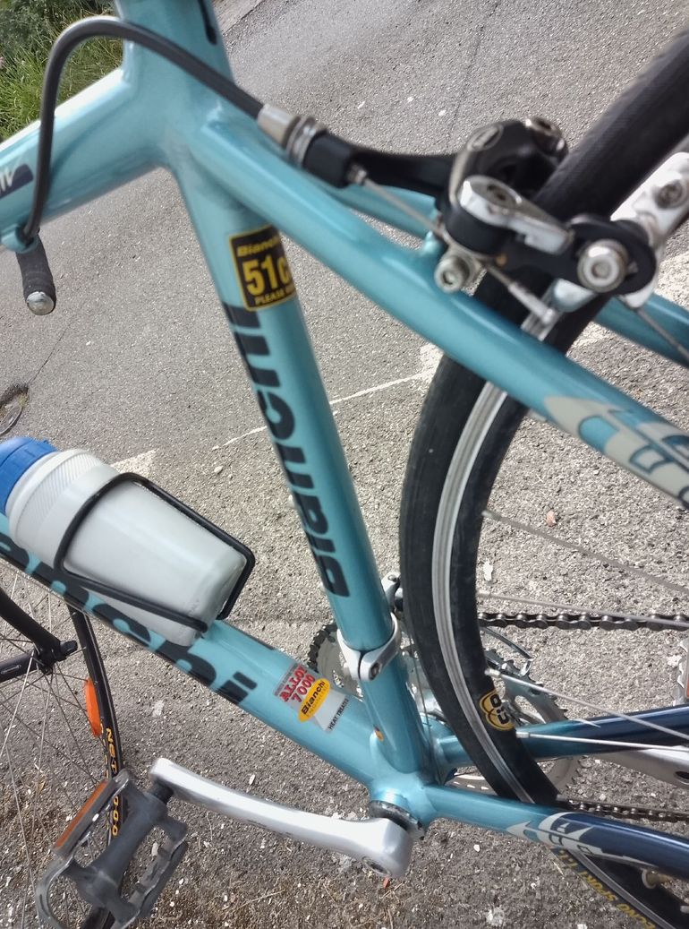Used Bianchi Bianchi Custom Campagnolo Mirage 2005 Road & Gravel, Blau — image 9 of 32