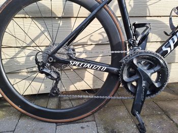 Used Specialized Tarmac SL6 2023 2023 Road & Gravel — image 3 of 5