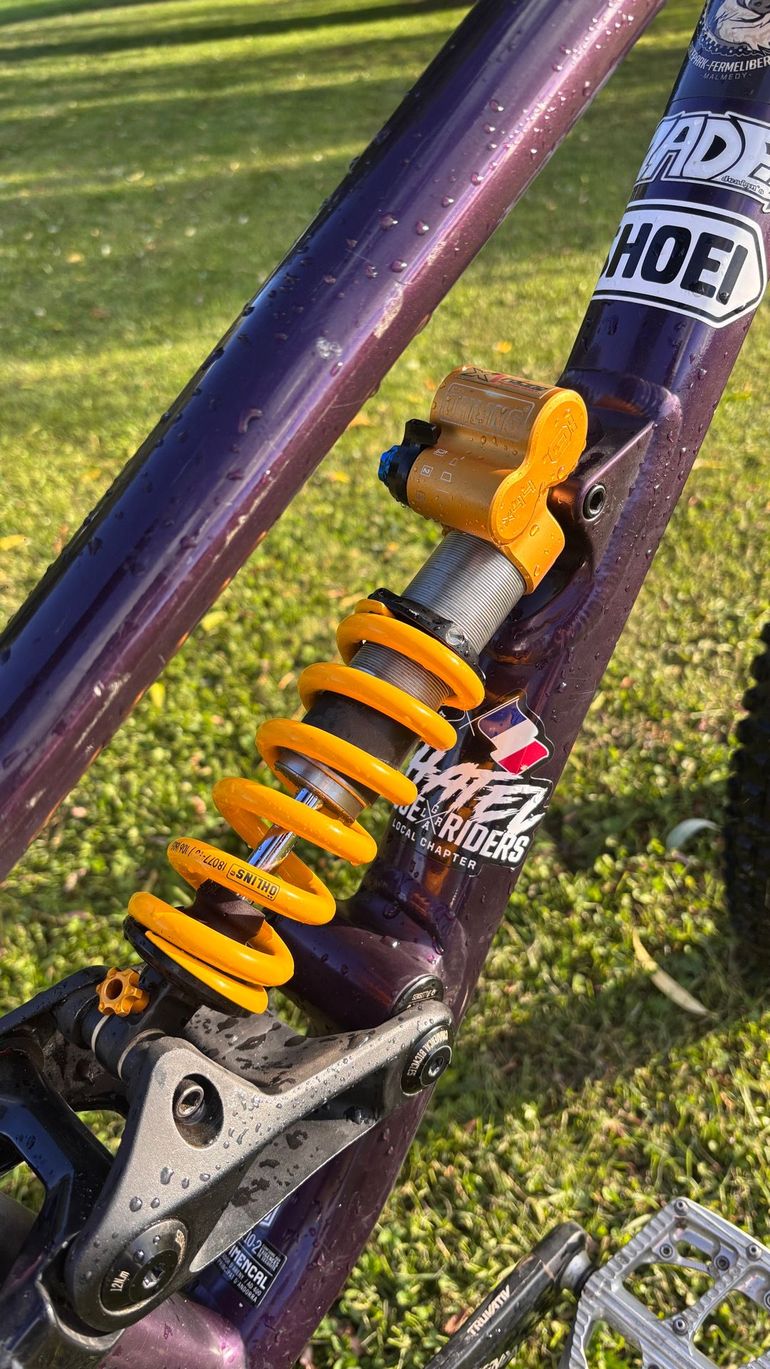 Used Commencal CLASH PARK EDITION 2022 2022 Mountainbike, Purple — image 5 of 8