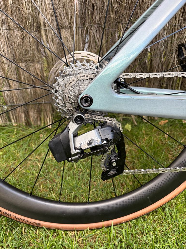 Used Scott Foil RC 20 2023 2023 Road & Gravel, Light Gray — image 3 of 6