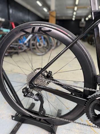 Used Giant Tcr Advanced Di2 Carbon 2024 Road & Gravel — image 9 of 24