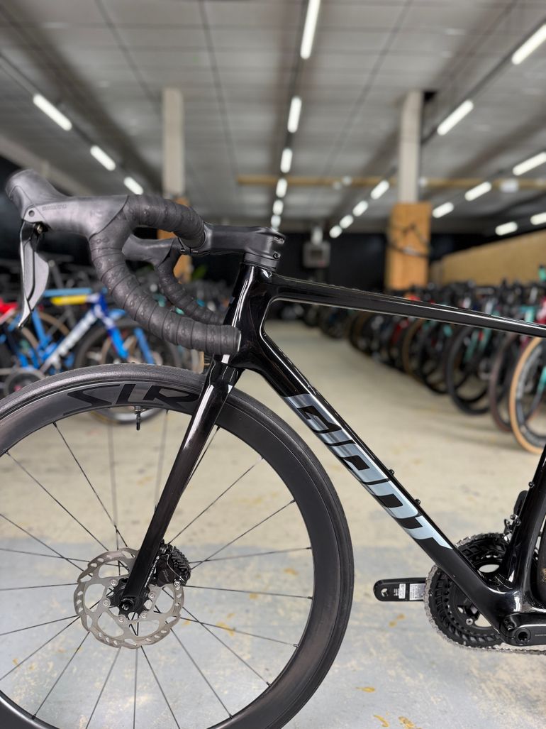 Used Giant Tcr Advanced Di2 Carbon 2024 Road & Gravel — image 20 of 24
