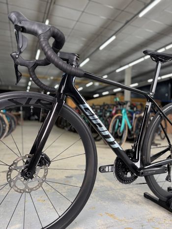 Used Giant Tcr Advanced Di2 Carbon 2024 Road & Gravel — image 19 of 24