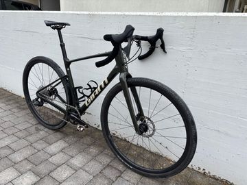 Giant Revolt, Advanced 1 2022 2022 Road & Gravel d'occasion